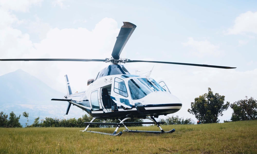 5 Days Luxury Rwanda Helicopter Flying Safari
