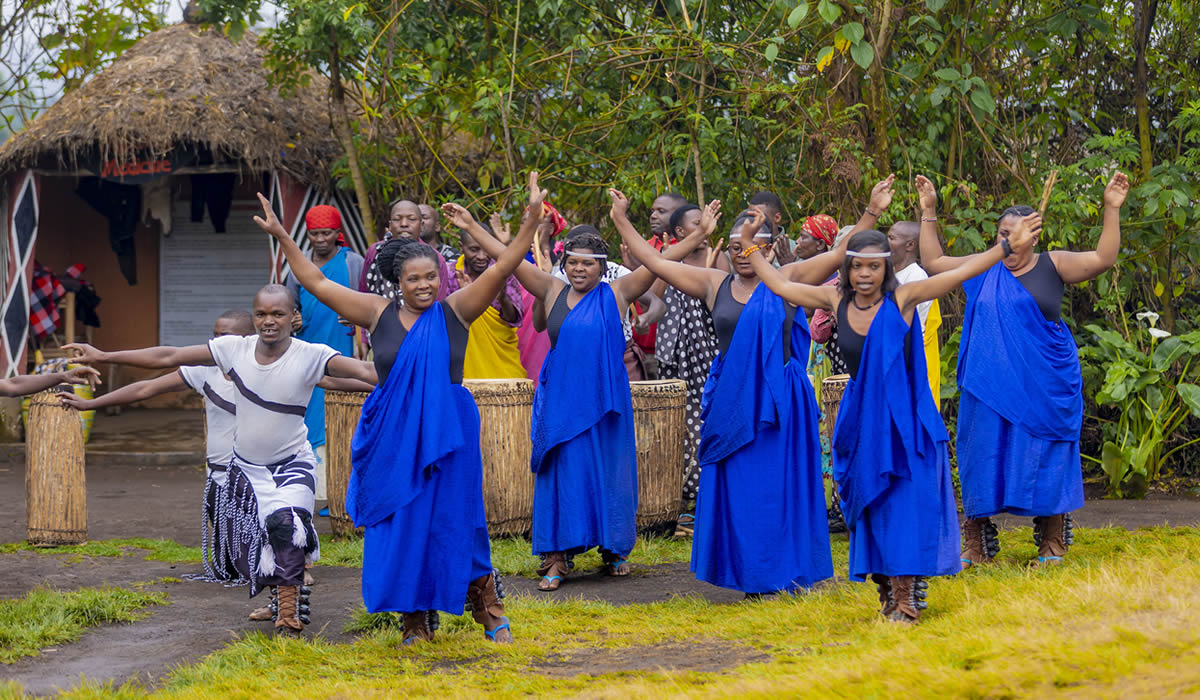 10 Days Rwanda Wildlife and Cultural Tour